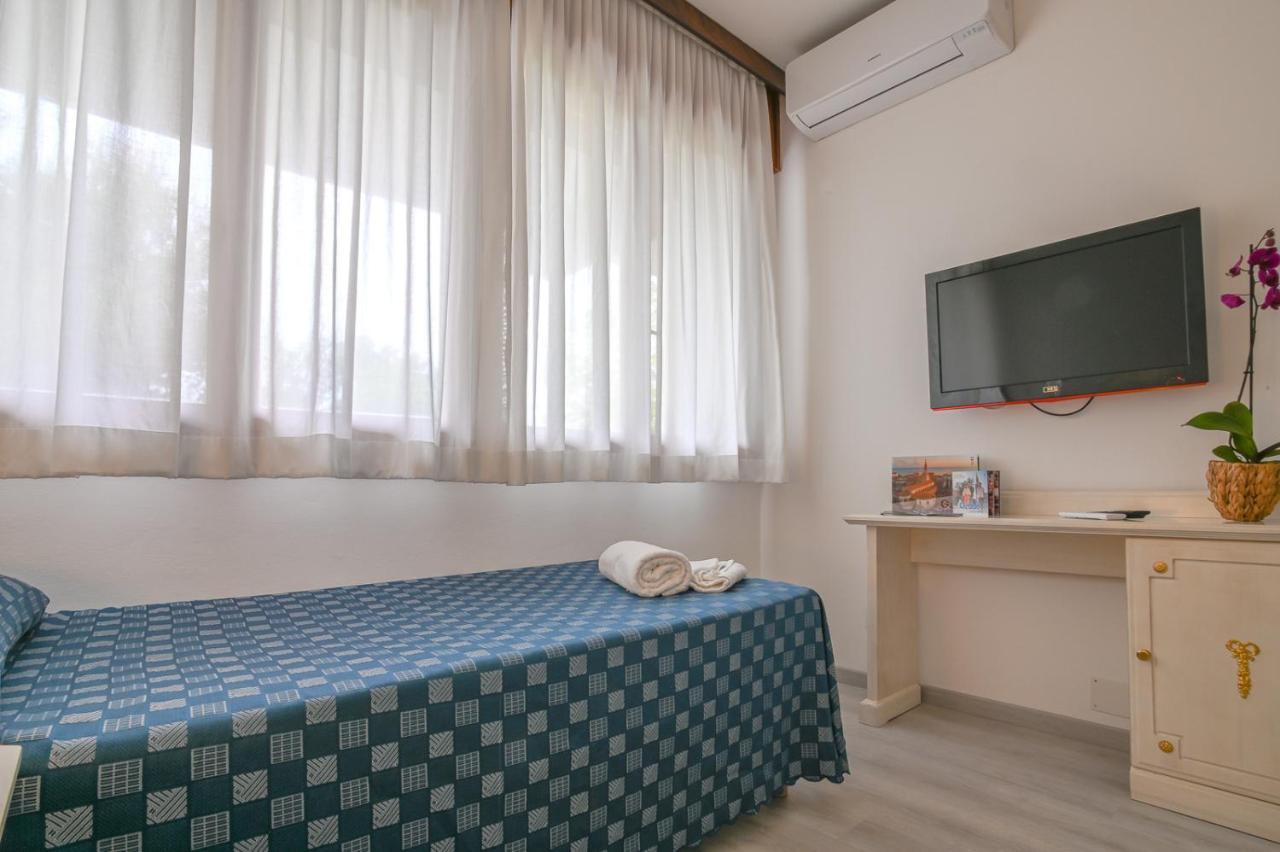 Hotel Adriaco Grado Exterior photo